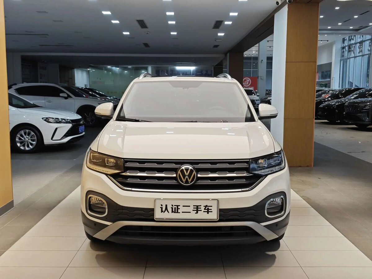 Открыть фотографии: Volkswagen Tacqua