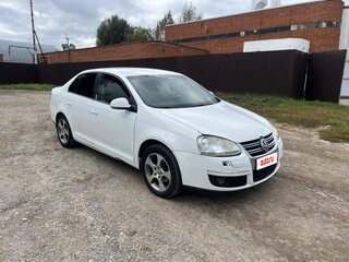 2010 Volkswagen Jetta V, белый, 465000 рублей, вид 4