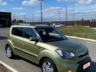 2010 Kia Soul I, зелёный, 850000 рублей, вид 2