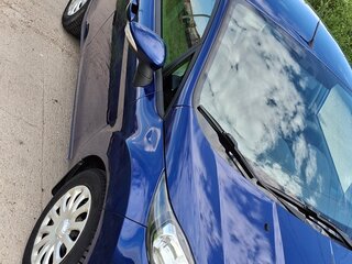2016 Ford Fiesta Mk6 Рестайлинг, синий, 850000 рублей, вид 2