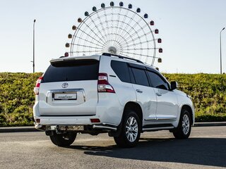 2012 Toyota Land Cruiser Prado 150 Series, белый, 2949000 рублей, вид 2
