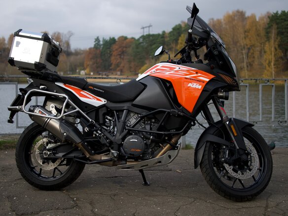 2017 KTM 1290 Super Adventure S, оранжевый, 1300000 рублей - вид 18