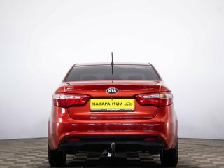 2013 Kia Rio 5-speed III, красный, 789000 рублей, вид 5