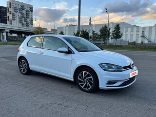 2018 Volkswagen Golf VII Рестайлинг, белый, 1660000 рублей, вид 5