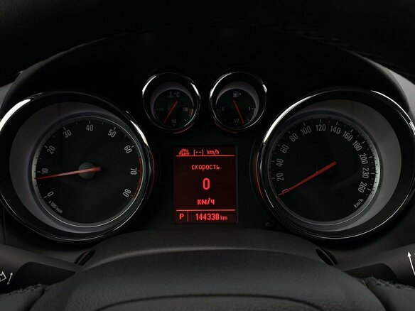 2013 Opel Astra J Рестайлинг, белый, 899000 рублей - вид 21