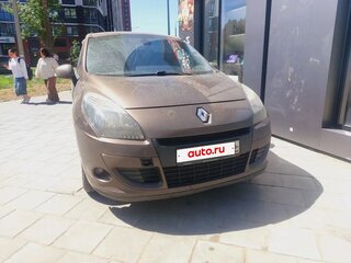2010 Renault Scenic III, коричневый, 599000 рублей, вид 1