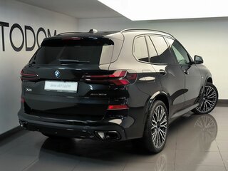 2026 BMW X5 30d IV (G05/G18) Рестайлинг, чёрный, 16100000 рублей, вид 4