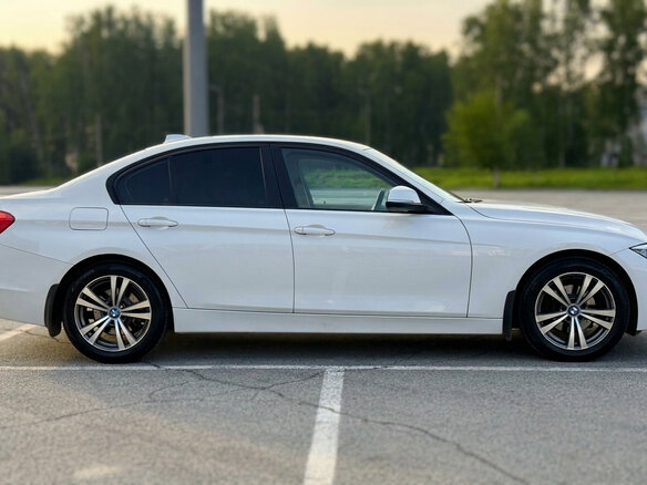 2013 BMW 3 серии 320i VI (F3x), белый, 1490000 рублей - вид 6
