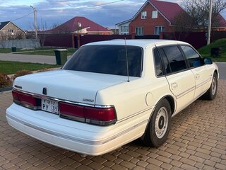 1992 Lincoln Continental VIII, белый, 800000 рублей, вид 4