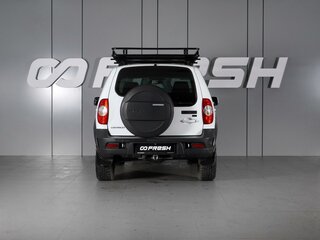 2017 Chevrolet Niva I Рестайлинг, белый, 1125000 рублей, вид 4