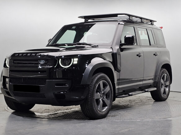 2026 Land Rover Defender 110 II, чёрный, 13825000 рублей