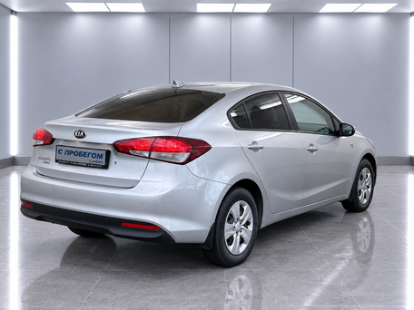 2019 Kia Cerato III Рестайлинг (Classic), серебристый, 1820000 рублей, вид 4