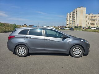 2013 Hyundai i30 II, серый, 765000 рублей, вид 4