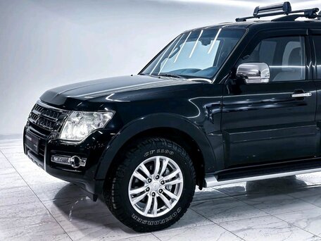 2017 Mitsubishi Pajero IV Рестайлинг 2, чёрный, 2919000 рублей, вид 2