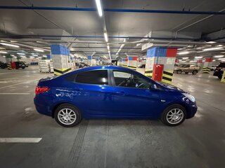 2013 Hyundai Solaris I, синий, 890000 рублей, вид 5