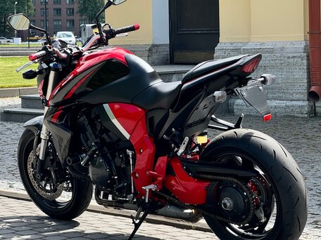 2015 Honda CB 1000R, красный, 879000 рублей, вид 4