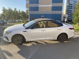2018 Kia Optima IV Рестайлинг, белый, 1166000 рублей, вид 1