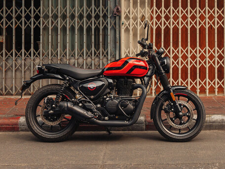 2026 Royal Enfield Hunter, красный, 439000 рублей, вид 1