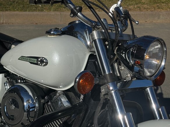 2004 Yamaha XVS650 Drag Star, белый, 480000 рублей - вид 7