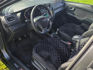 2016 Kia Rio III Рестайлинг, серый, 880000 рублей, вид 5