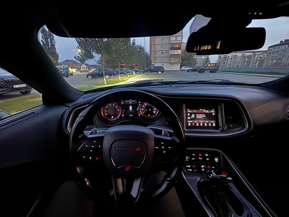 2021 Dodge Challenger III Рестайлинг 2, зелёный, 2150000 рублей - вид 16