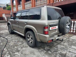 2002 Nissan Patrol V (Y61), бежевый, 900000 рублей, вид 3