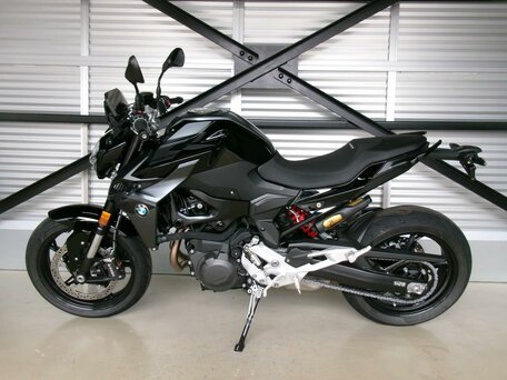 2025 BMW F 900 R, чёрный, 1277000 рублей, вид 1