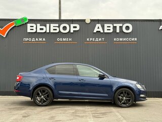 2017 Skoda Octavia III (A7) Рестайлинг, синий, 1950000 рублей, вид 3