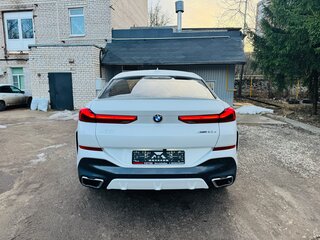 2021 BMW X6 30d III (G06), белый, 8240000 рублей, вид 5