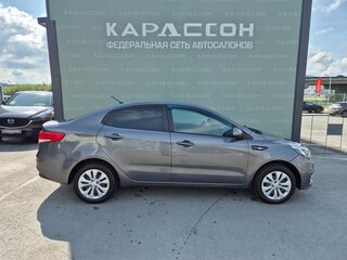 2016 Kia Rio III Рестайлинг, серый, 745000 рублей, вид 4