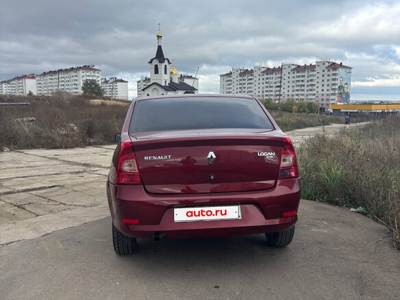 2011 Renault Logan I Рестайлинг, красный, 530000 рублей - вид 3