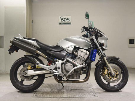 2002 Honda CB 900F Hornet, серебристый, 445000 рублей, вид 2