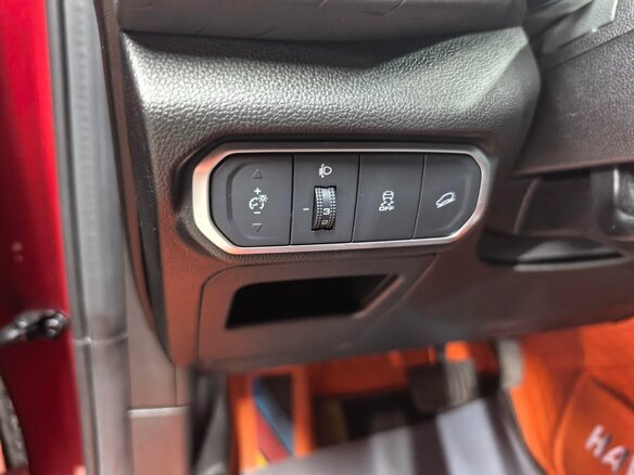 2022 Haval Chitu, красный, 1045000 рублей - вид 16