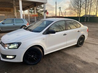2012 Volkswagen Polo V, белый, 700000 рублей, вид 1