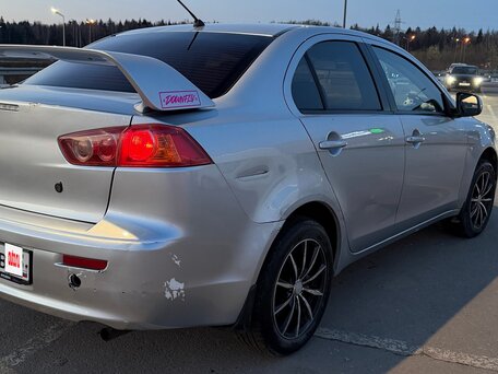 2008 Mitsubishi Lancer X, серый, 550000 рублей, вид 3