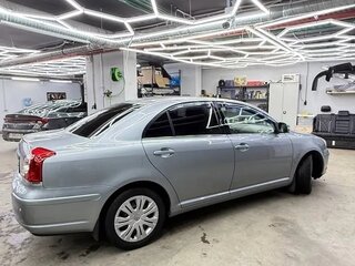 2008 Toyota Avensis II Рестайлинг, серебристый, 670000 рублей, вид 3