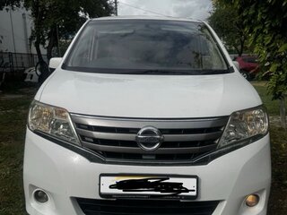 2011 Nissan Serena IV (C26), белый, 1350000 рублей, вид 2