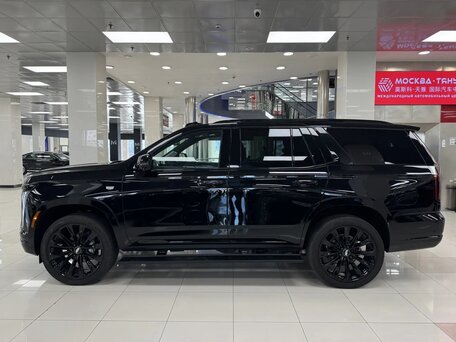 2026 Cadillac Escalade V Рестайлинг, чёрный, 20600000 рублей, вид 4