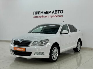 2012 Skoda Octavia II (A5) Рестайлинг, белый, 590000 рублей, вид 1