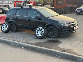 2012 Opel Astra H Рестайлинг, чёрный, 610000 рублей, вид 4