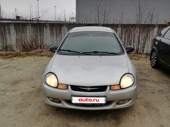 2002 Dodge Neon II, серебристый, 300000 рублей