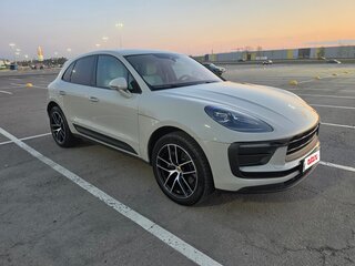 2021 Porsche Macan I Рестайлинг 2, серый, 6750000 рублей, вид 3