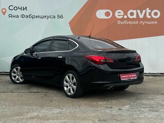 2013 Opel Astra J Рестайлинг, чёрный, 730000 рублей, вид 4