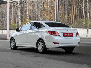 2013 Hyundai Solaris I, белый, 799900 рублей, вид 5