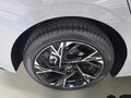 2026 Kia K5 III Рестайлинг, серый, 3400000 рублей - вид 11