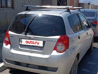 2009 Chevrolet Aveo I Рестайлинг, серебристый, 229000 рублей, вид 3