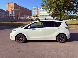 2014 Toyota Verso I Рестайлинг, белый, 1500000 рублей, вид 3