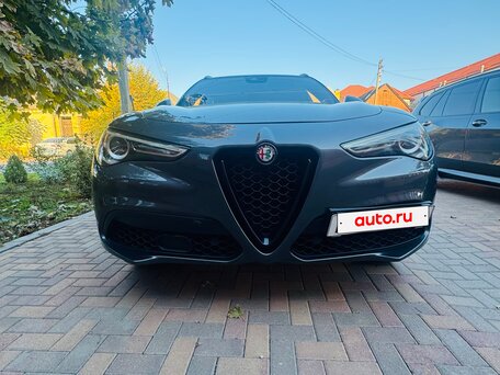 2022 Alfa Romeo Stelvio I Рестайлинг, серый, 3180000 рублей, вид 2
