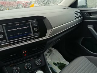 2022 Volkswagen Jetta VII Рестайлинг, белый, 1500000 рублей, вид 4
