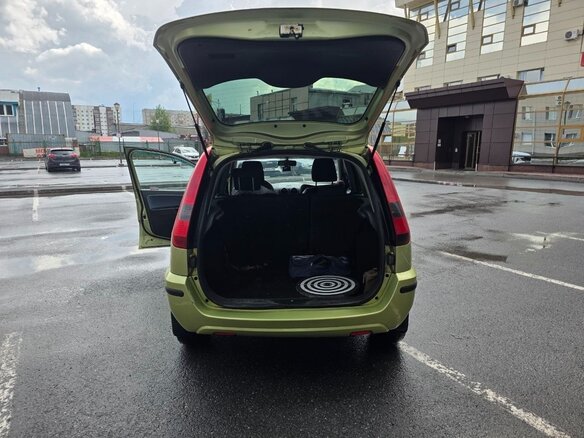 2005 Ford Fusion I, зелёный, 415000 рублей - вид 9